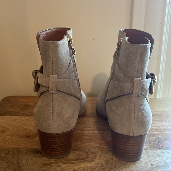 Coach Chrystie Suede Bootie | Size 7.5 | Oat - Picture 12 of 16